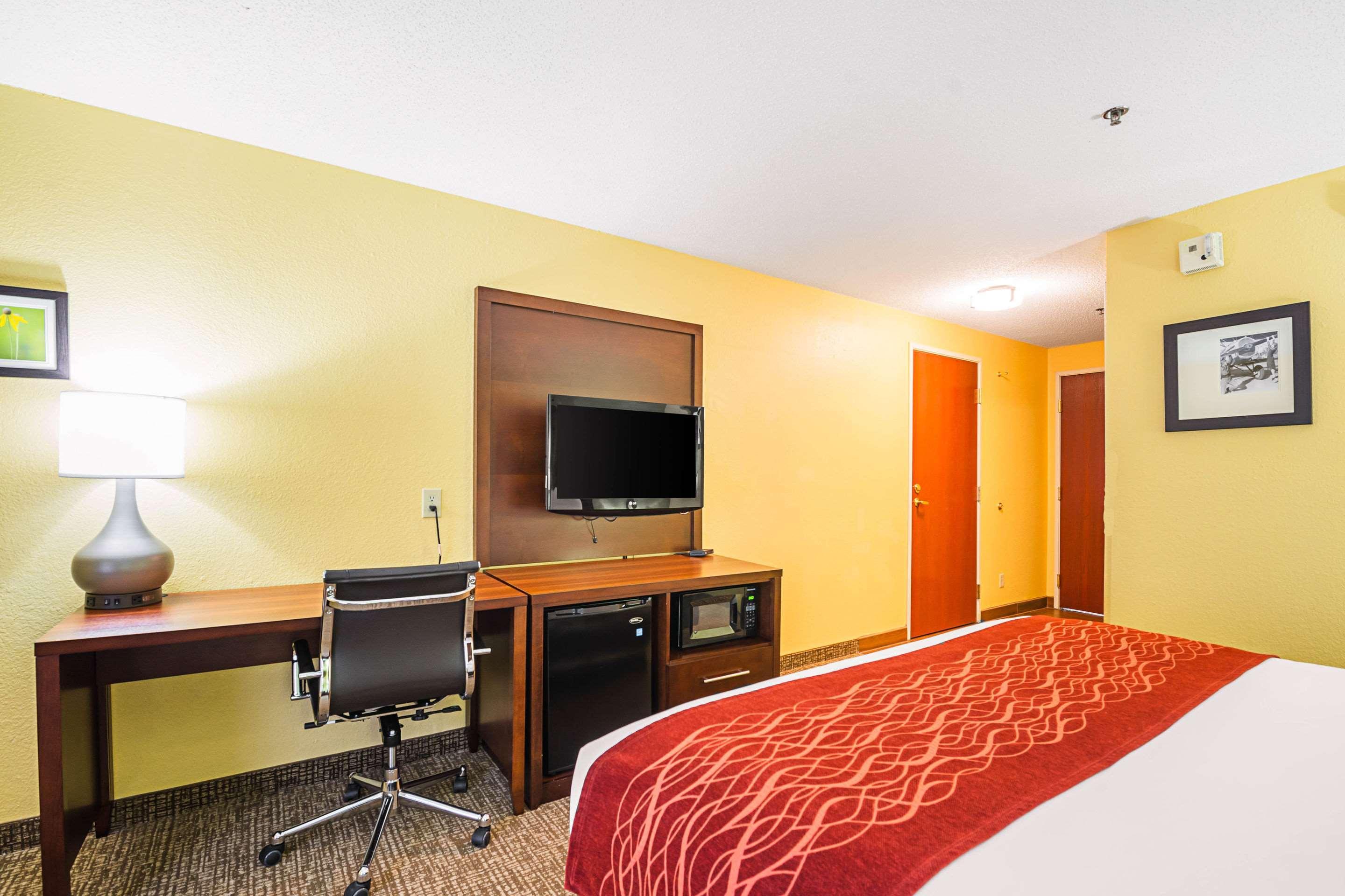 Comfort Inn & Suites Englewood Extérieur photo